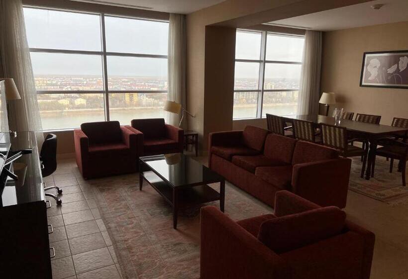 آپارتمان 3 خوابه, Atyrau Executive Apartments