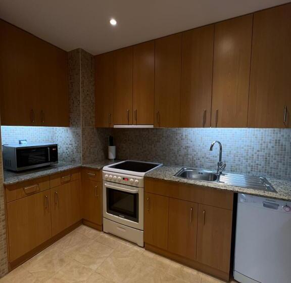 آپارتمان 3 خوابه, Atyrau Executive Apartments