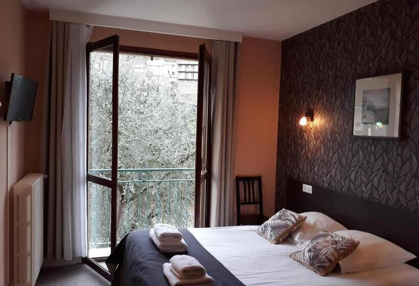 Номер Стандарт, Hôtel Ambroise