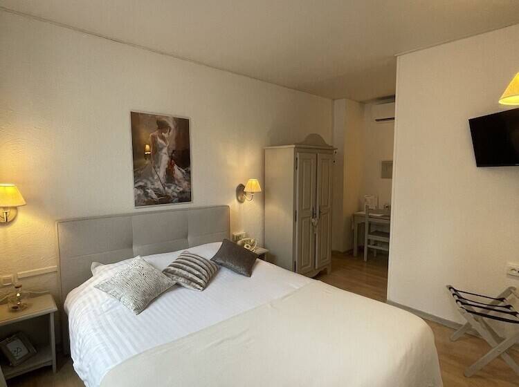 Номер Superior, The Originals Boutique, Hôtel De La Balance, Montbéliard