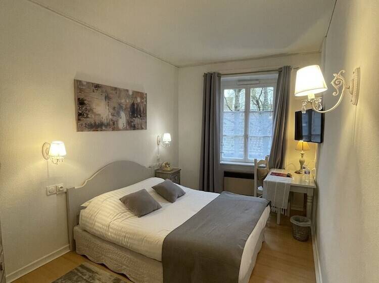 Номер Комфорт, The Originals Boutique, Hôtel De La Balance, Montbéliard