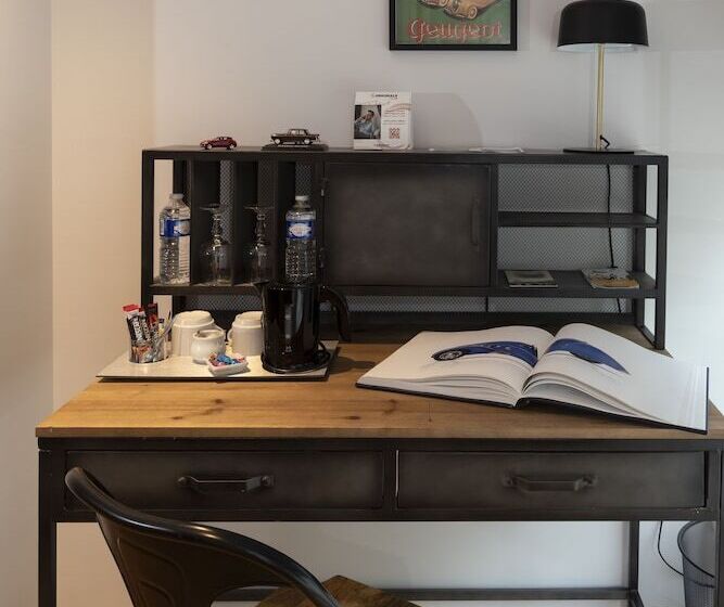 Номер Стандарт, The Originals Boutique, Hôtel De La Balance, Montbéliard