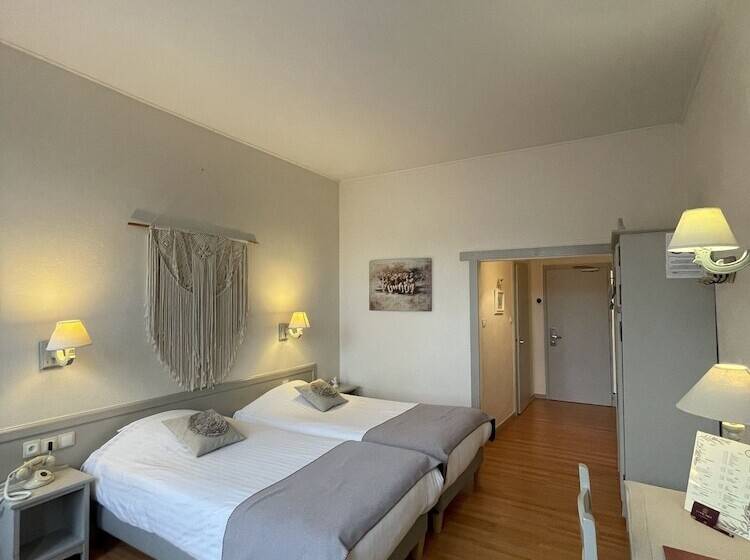 Номер Superior, The Originals Boutique, Hôtel De La Balance, Montbéliard