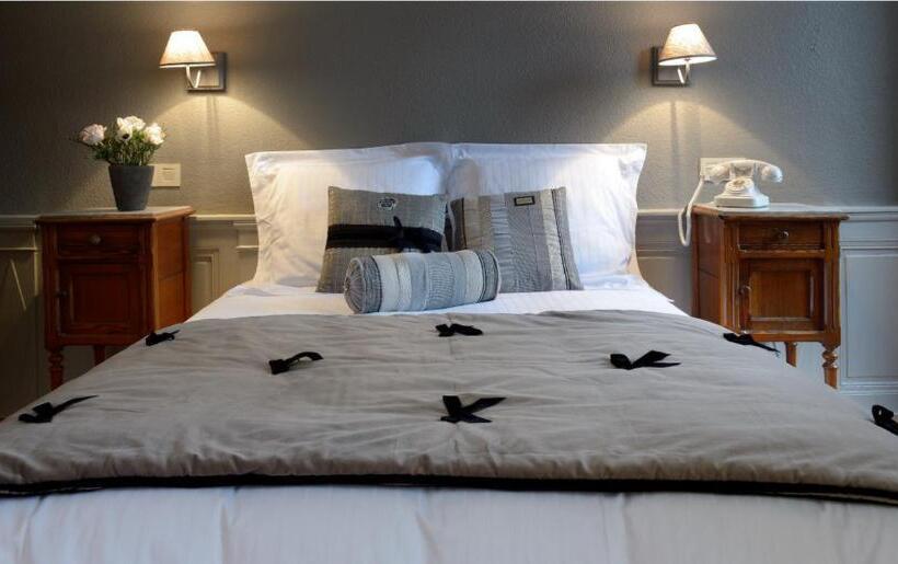 Номер Superior, The Originals Boutique, Hôtel De La Balance, Montbéliard