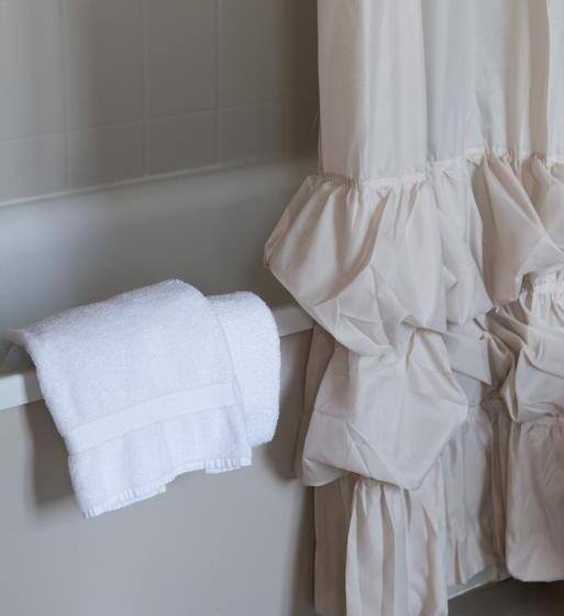 Индивидуальный Номер Классика, The Originals Boutique, Hôtel De La Balance, Montbéliard
