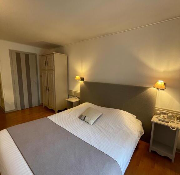 Номер Стандарт, The Originals Boutique, Hôtel De La Balance, Montbéliard