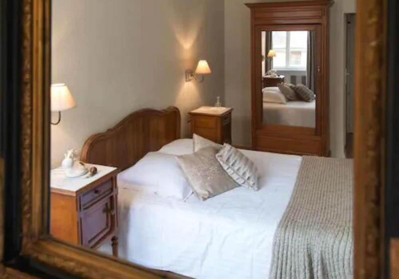 Номер Комфорт, The Originals Boutique, Hôtel De La Balance, Montbéliard