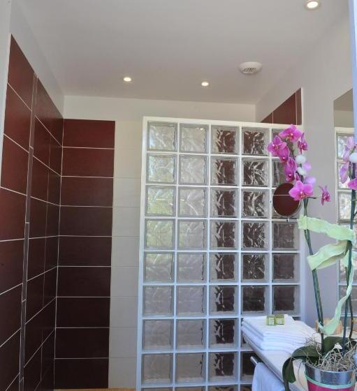 اتاق سوپریور, Logis Le Parc Hotel & Spa