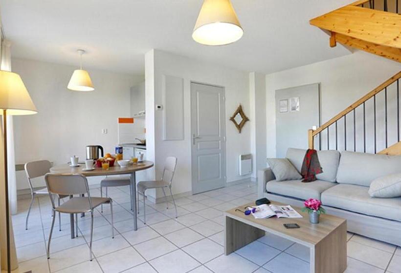 Апартаменты 2 спальни Вид на Бассейн, Vacanceole  Residence Cap Camargue