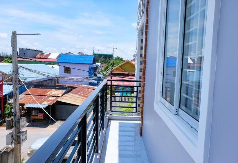 اتاق استاندارد سه نفره, Kampot Coco Guest House