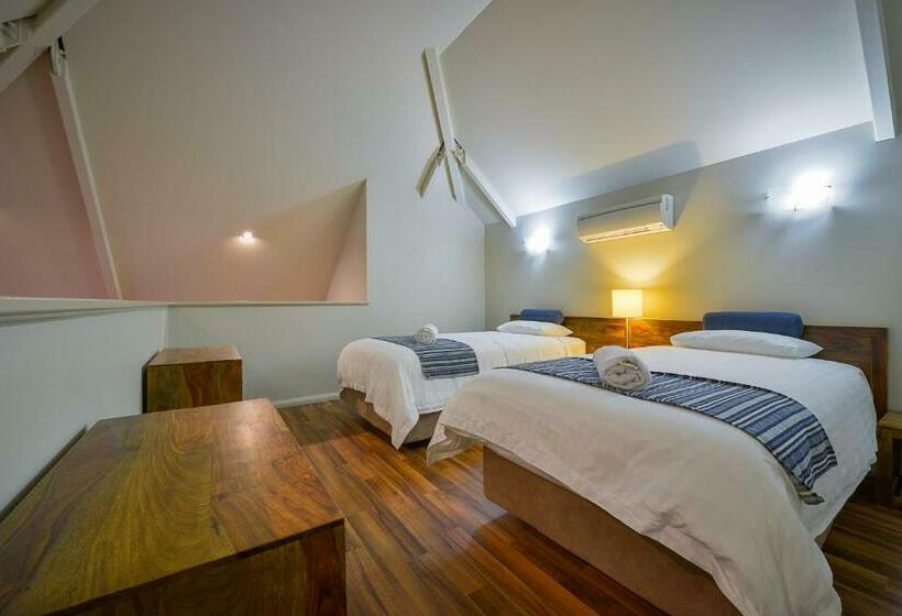 Вилла Deluxe 3 Спальни, Exmouth Escape Resort
