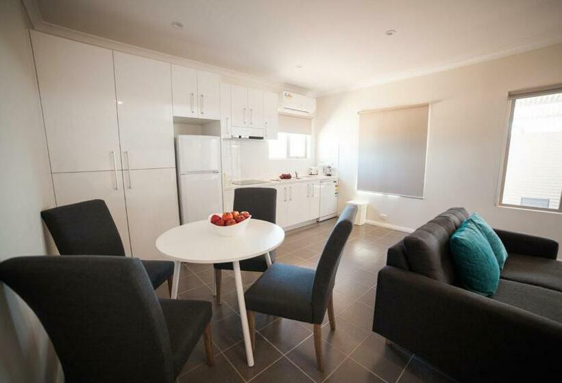 Апартаменты 2 Спальни, Exmouth Escape Resort