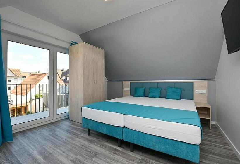 Estúdio Estandar com Sacada, City Hotel Zuffenhausen