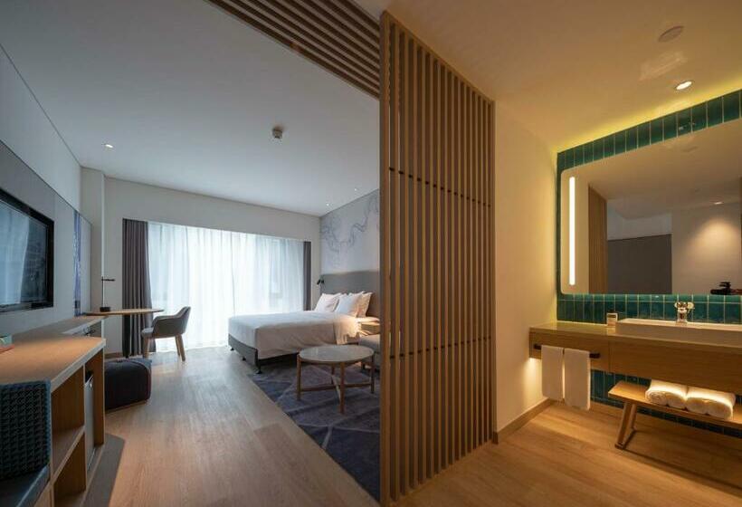 اتاق استاندارد با تخت بزرگ, Holiday Inn Express Tengchong Hot Spring, An Ihg