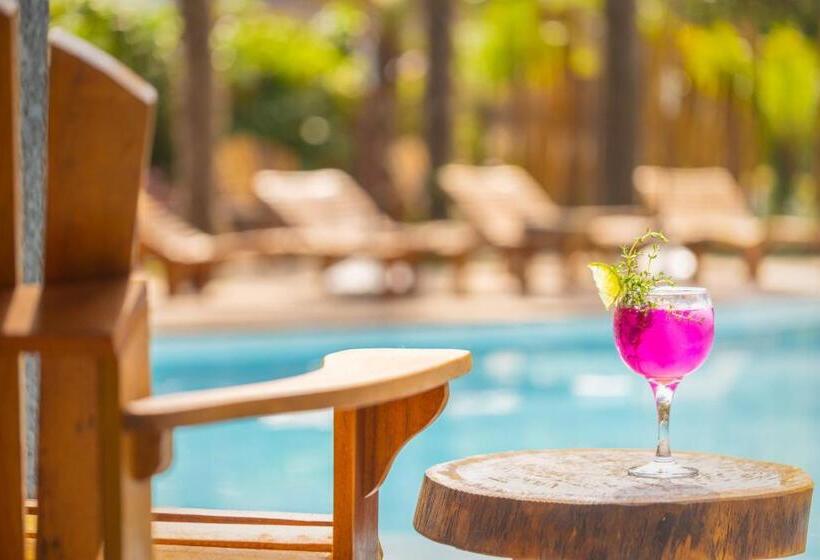 Люкс Повышенной Комфортности, Mandala Beach
