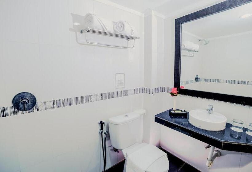 Номер Deluxe, Parkside Star Hotel Jayapura