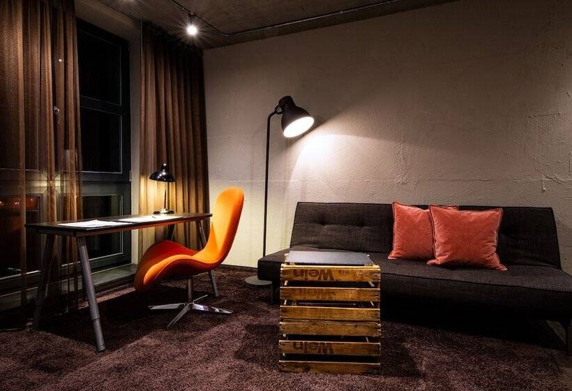 Номер Комфорт, Altes Stahlwerk Business & Lifestyle