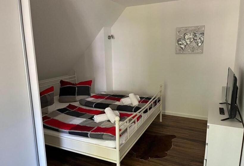 Апартаменты 1 Спальня с Балконом, Pension Villa Frohsinn Sellin Auf Rügen