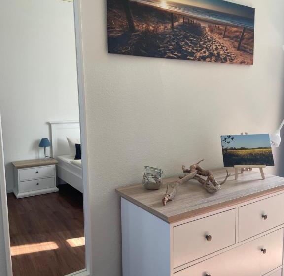 Номер Стандарт с Балконом, Pension Villa Frohsinn Sellin Auf Rügen