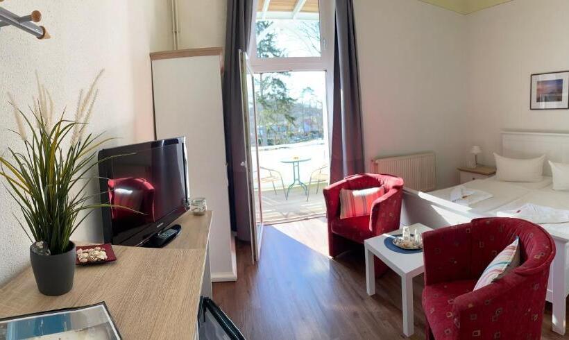 标准间带阳台, Pension Villa Frohsinn Sellin Auf Rügen