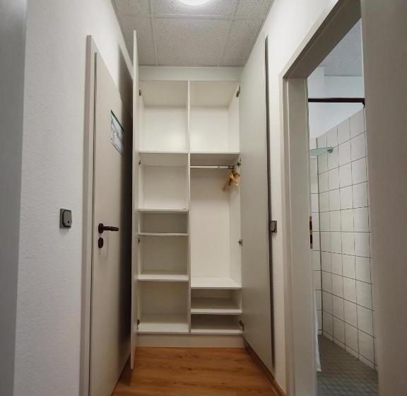 اتاق استاندارد با بالکن, Waldhotel Am See Berlin Schmöckwitz