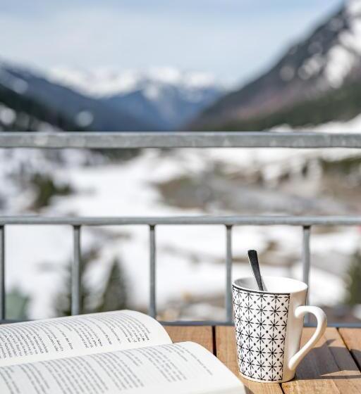 اتاق لوکس, Mondschein Hotel & Chalet