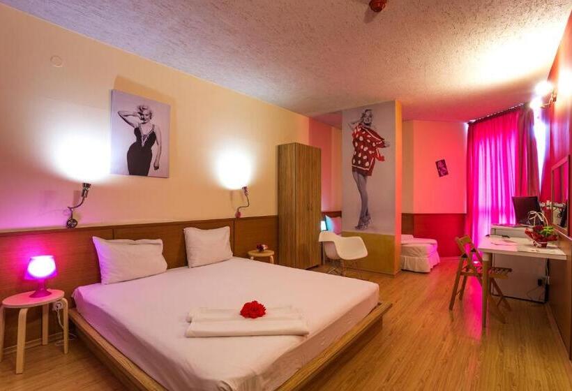 Номер Стандарт Трехместный, Art Hotel Simona