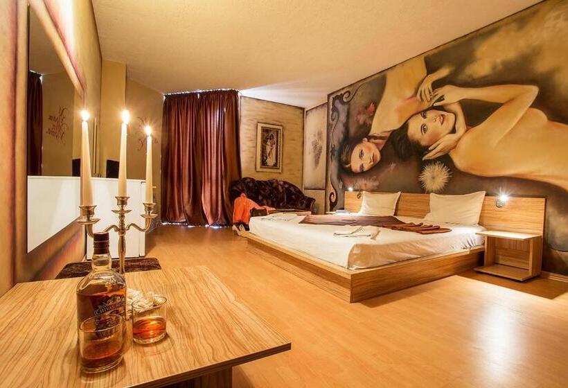 Студия Стандарт, Art Hotel Simona