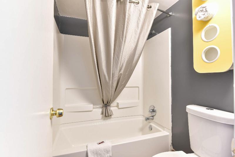 Quarto Estandar, Sandat Hotel Legian