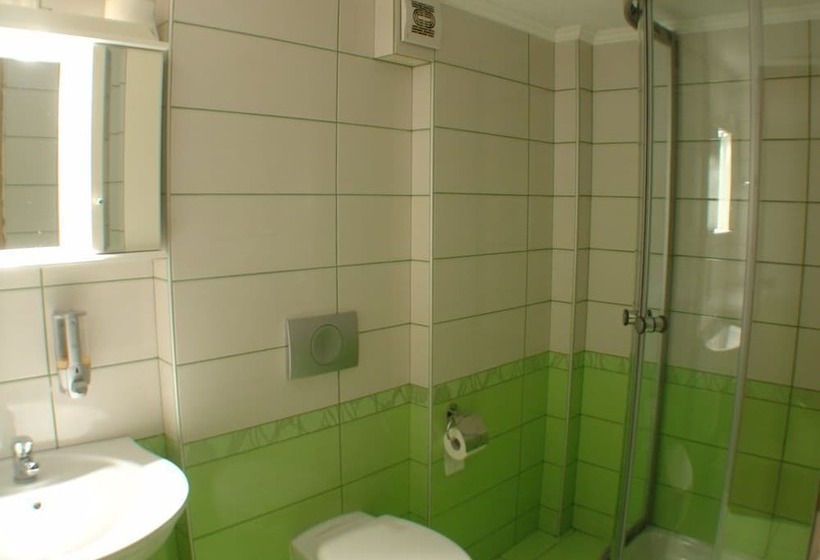 Студия Стандарт, Ariadne Guesthouse