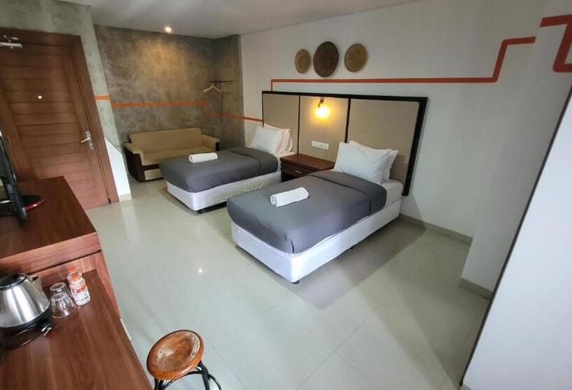 Quarto Deluxe, Sandat Hotel Legian