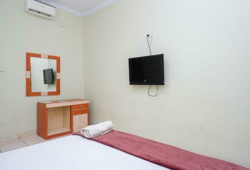 اتاق استاندارد, Urbanview Hotel Platinum Parepare
