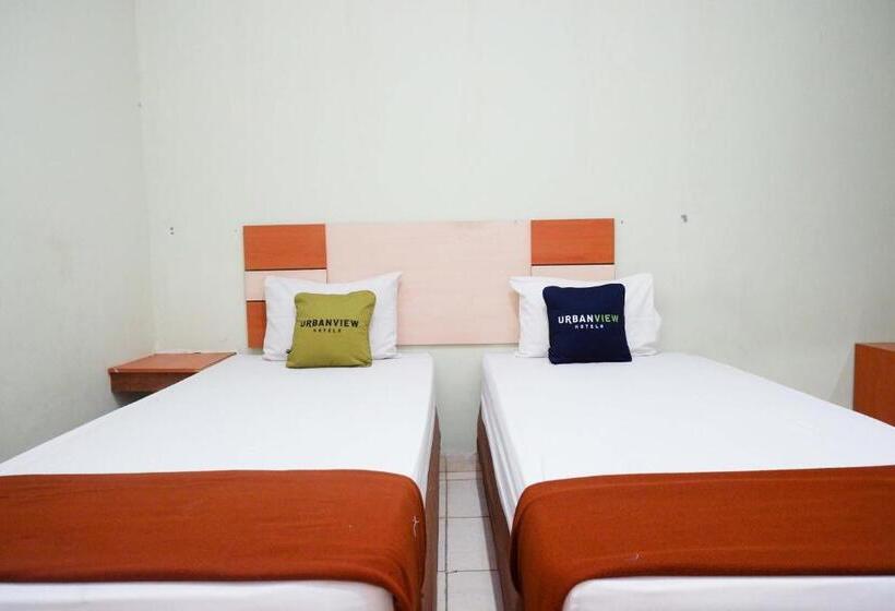 اتاق استاندارد, Urbanview Hotel Platinum Parepare