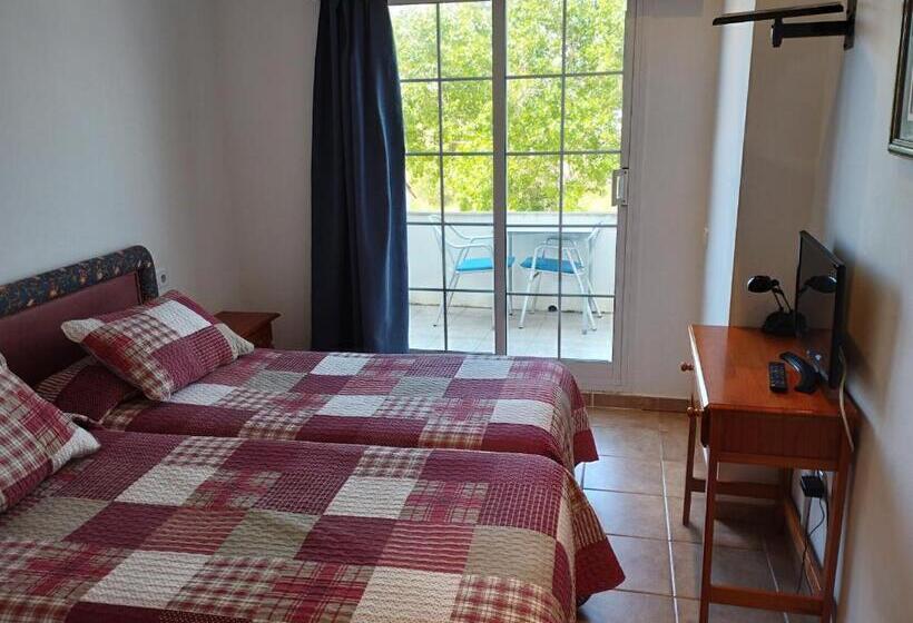 اتاق استاندارد با بالکن, Hostal Restaurant Paca