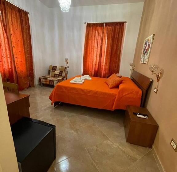Номер Стандарт, Giorgia House