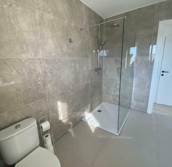 Номер Стандарт, Guesthouse Luis Met Gedeelde Badkamer En Keuken