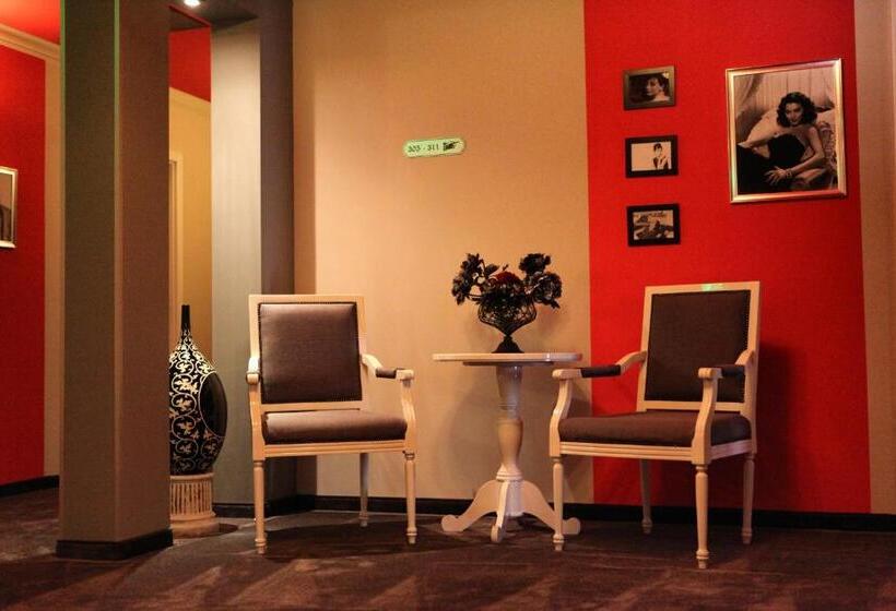 Romantic Room, Simfonia Boutique