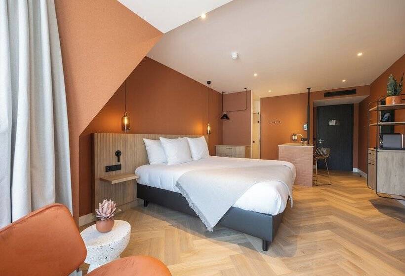 اتاق لوکس, Van Der Valk Hotel Den Haag Wassenaar