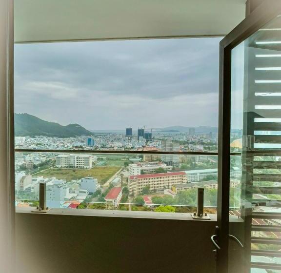 استودیوی استاندارد با چشم‌انداز دریا, Flc Sea Tower Quy Nhơn   Vip House