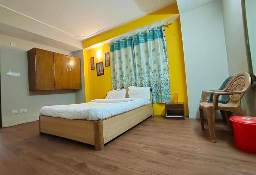Номер Стандарт, Mayal Retreat