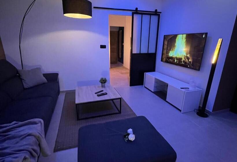 1间卧室的房子, La Suite De Charme Du Mas De La Fontaine De Jonquier Avec Spa Privatif