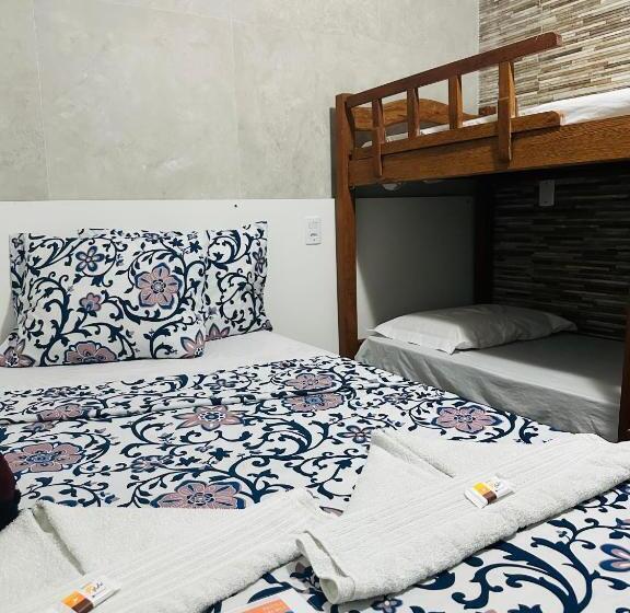 Quarto Quádruplo Estandar, Pousada Ilha Bela