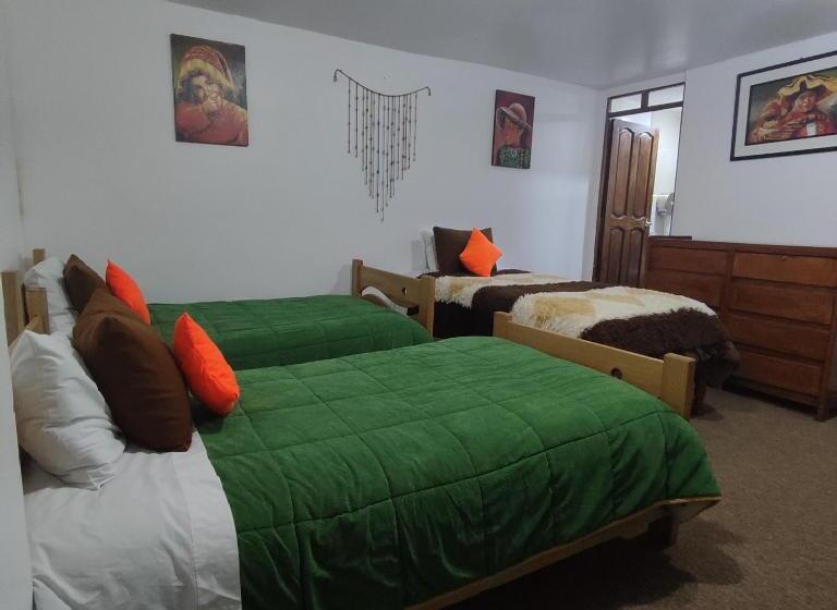 Quarto Quádruplo Estandar, Casa Sapantiana Con Vista Al Bosque, Cerca A Sacsayhuaman