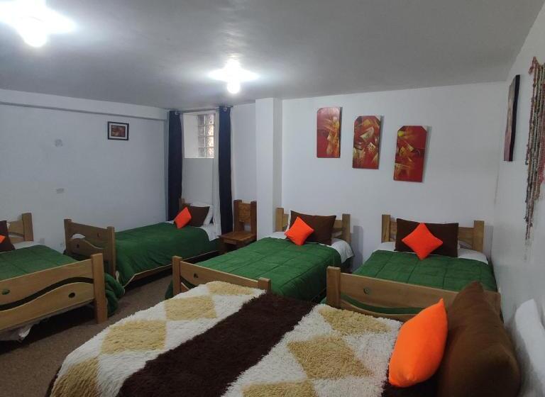Quarto Quádruplo Estandar, Casa Sapantiana Con Vista Al Bosque, Cerca A Sacsayhuaman