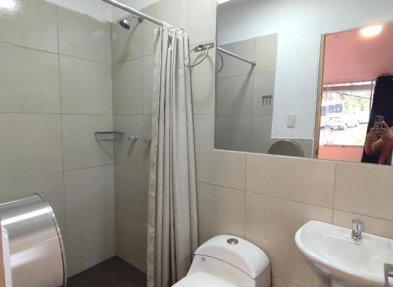 Quarto Triplo Estandar, Casa Sapantiana Con Vista Al Bosque, Cerca A Sacsayhuaman
