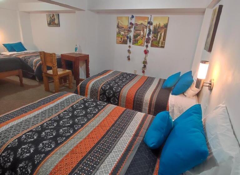Quarto Quádruplo Estandar, Casa Sapantiana Con Vista Al Bosque, Cerca A Sacsayhuaman