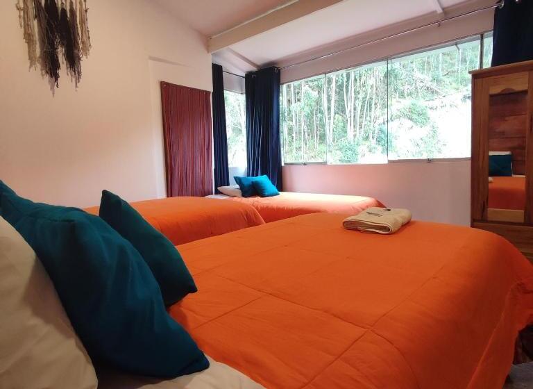 Quarto Familiar Vista Montanha, Casa Sapantiana Con Vista Al Bosque, Cerca A Sacsayhuaman