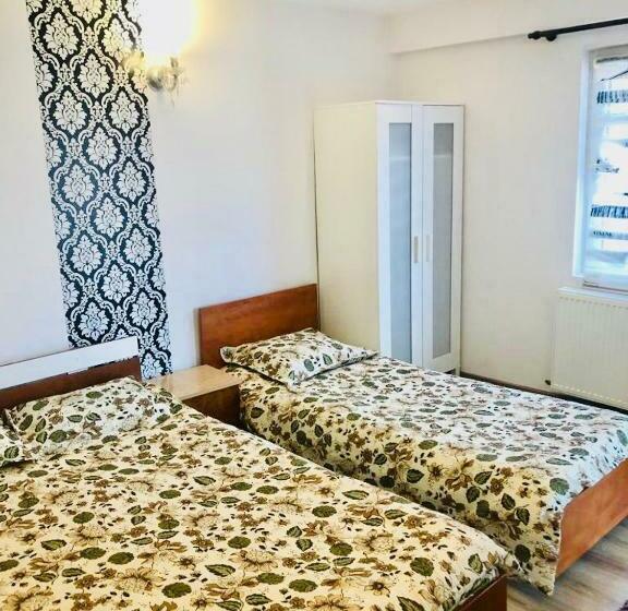 اتاق استاندارد سه نفره, Casa Alexia