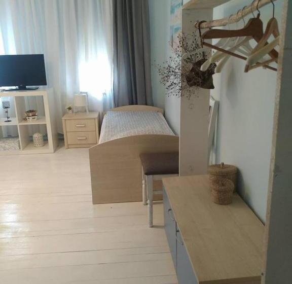 Номер Стандарт Трехместный, Guest House Mikra