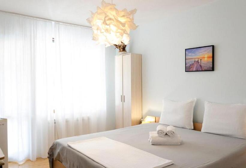 Номер Стандарт, Guest House Mikra